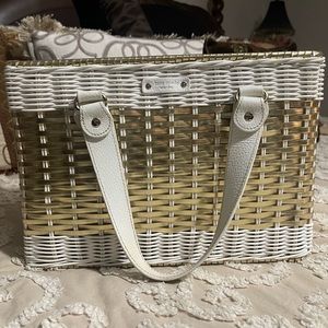 Adorable Kate spade gold basket purse